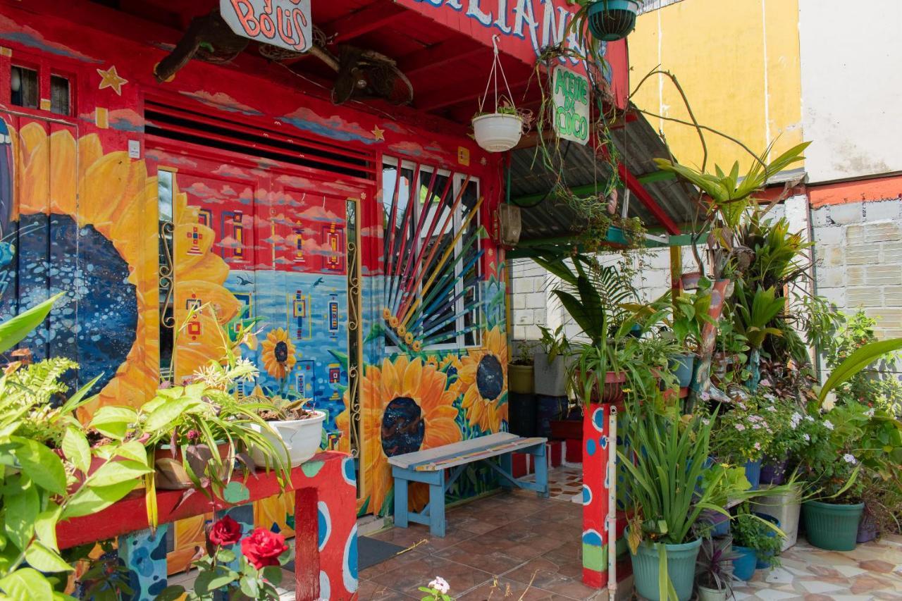 Hostal Liliana Buenaventura Zewnętrze zdjęcie
