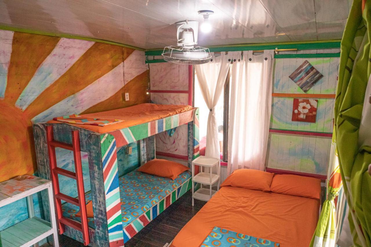 Hostal Liliana Buenaventura Zewnętrze zdjęcie